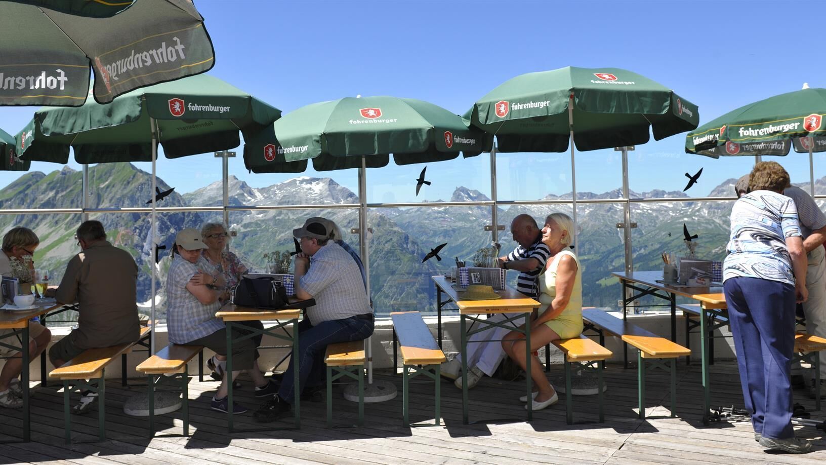 Ruefikopf Terrasse Nachmittag