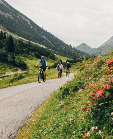 ENT_eBike_Lech-Zuers-Tourismus_byKirstinToedtling-24.jpg