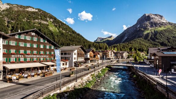 Tannbergerhof Fluss aussen Tannbergerhof Fluss aussen