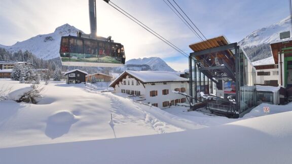 Ski+Arlberg%2C+Pool+West+by+Josef+Mallaun+%281%29 Ski+Arlberg%2C+Pool+West+by+Josef+Mallaun+%281%29