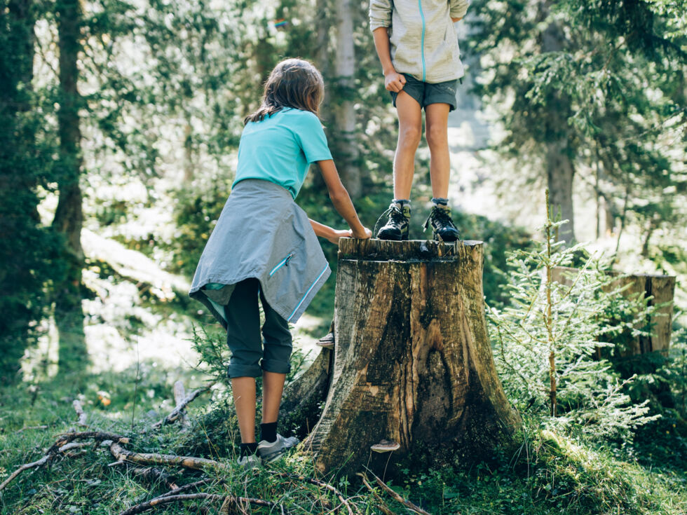 Familie_Wandern_LechZuers Tourismus_by Daniel Zangerl (55)